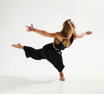 Jennifer Fit, Gründering